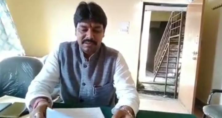 कांग्रेस को चुनाव से पहले फिर बड़ा झटका, जिला पंचायत उपाध्यक्ष ने छोड़ी पार्टी