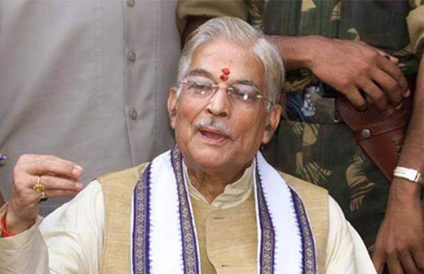 आयुर्वेद को अपनाने से बढेगा भारत …  योग और आयुर्वेद से आएगा भारत मे पूर्ण वैभव – मु. म. जोशी