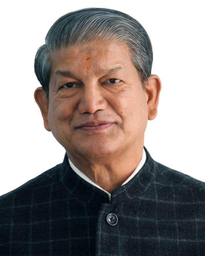 चुनावी शंखनाद :- हरीश रावत ने विजय सम्मान रैली में लगाई चुनावी वादों की झड़ी,