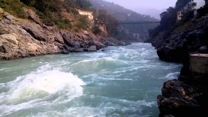 पिथौरागढ़:- पहले 80 साल की दादी का वीडियो हुआ वायरल तो अब 85 वर्ष की दादी ने लगाई नदी में छलांग, पढ़ें पूरी खबर