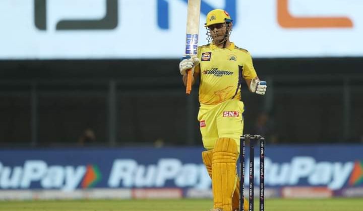 5 महीने बाद मैदान में उतरे धोनी ने अपने बल्ले से किया कमाल…… तोड़े अच्छे अच्छों की रिकॉर्ड