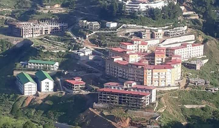 Almora- साक्षात्कार होने के बाद भी डॉक्टर नहीं कर रहे पहाड़ों का रुख…. मेडिकल कॉलेज में फैकल्टी की बढ़ी समस्या