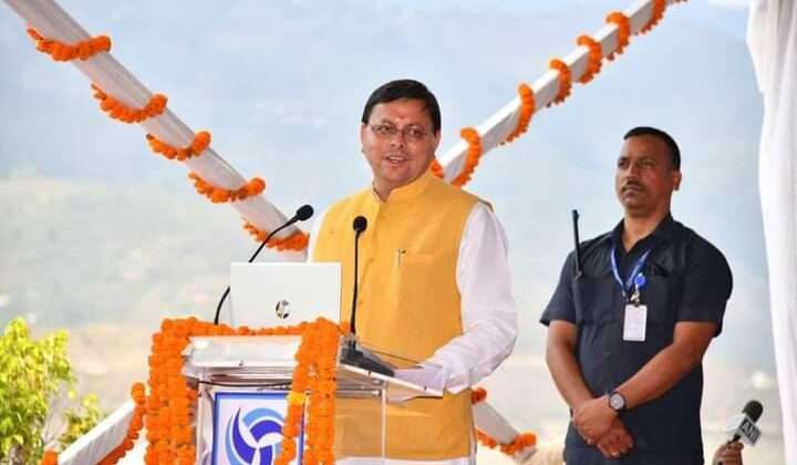 Uttarakhand-देश में 200 करोड़ टीकाकरण की उपलब्धि पर मुख्यमंत्री पुष्कर सिंह धामी ने इन लोगों को दिया श्रेय
