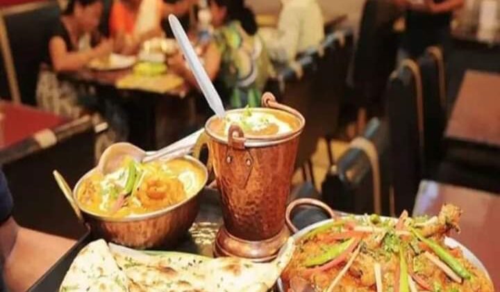 अब ग्राहकों से खाने के बिल पर सेवा शुल्क नहीं ले सकेंगे होटल और रेस्तरां, इस नंबर पर करें शिकायत