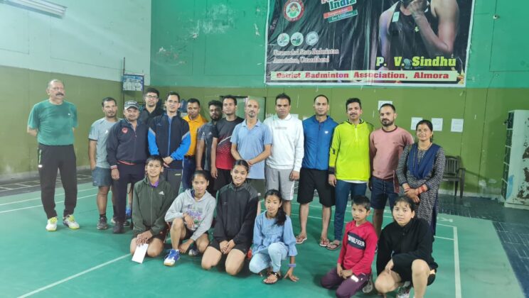 Almora-जिला बैडमिंटन संघ ने किया सिविल सर्विसेज राष्ट्रीय प्रतियोगिता में प्रतिभाग करने वाले खिलाड़ियों का सम्मान