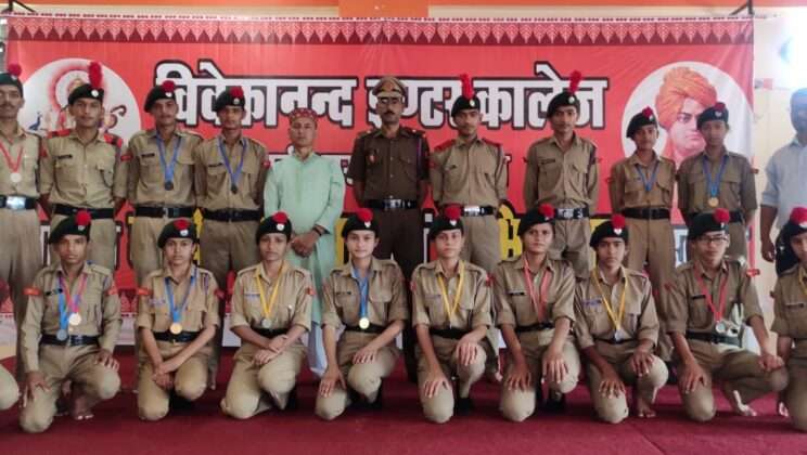 Almora -: विवेकानंद इंटर कॉलेज रानीधारा में एनसीसी कैडेट्स को किया गया सम्मानित