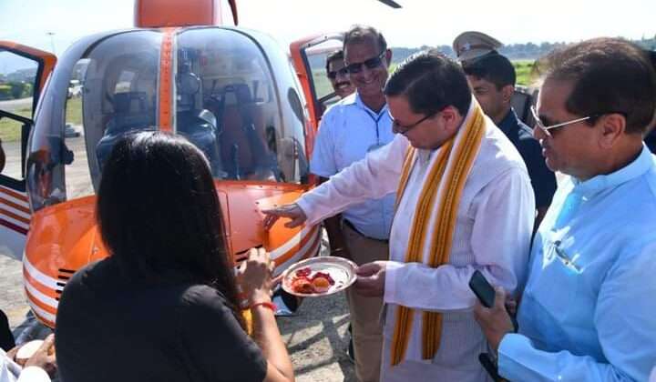 Uttarakhand- देहरादून- अल्मोड़ा- पिथौरागढ़ हैली सेवा का सीएम ने किया फ्लैग ऑफ
