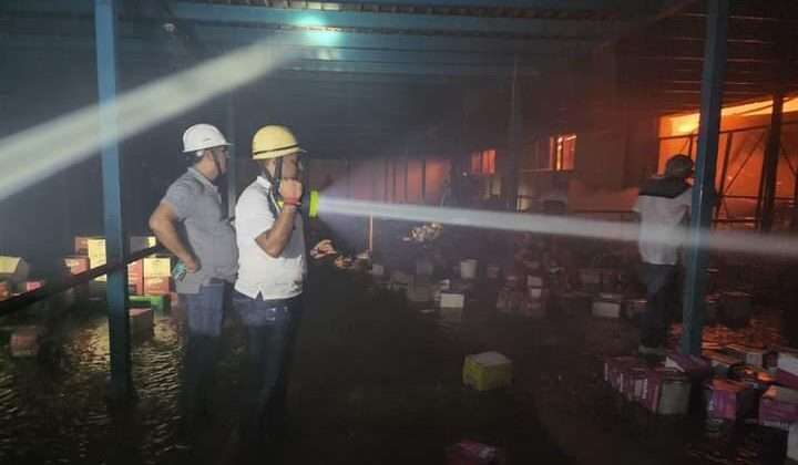 Uttarakhand- ब्रिटानिया कंपनी में आग लगने से हुआ करोड़ों का नुकसान….. जानिए आग लगने के कारण