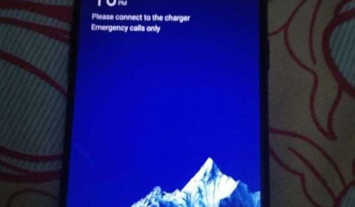 Uttarakhand- पुलिस ने बरामद किए 48 लाख की कीमत वाले 346 फोन