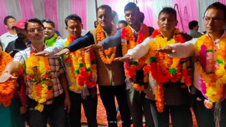 अल्मोडा :- राजकीय शिक्षक संघ का द्विवार्षिक अधिवेशन, भारतेंदु अध्यक्ष तो दिनेश और मीनाक्षी बने उपाध्यक्ष