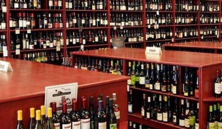 Uttarakhand- राज्य में यहां बरामद हुई 113 पेटियां शराब……. तस्कर फरार