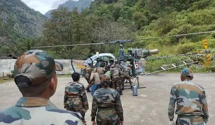 दु:खद -: भारतीय सेना का हेलीकॉप्टर क्रैश, एक पायलट की मौत