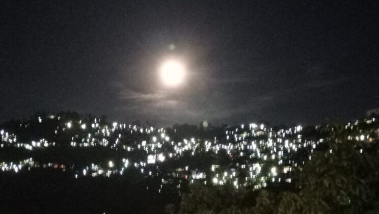 Uttarakhand- क्या करवा चौथ पर दिखेगा चांद या बादलों से ढका होगा आसमान…… जानिए उत्तराखंड का मौसम