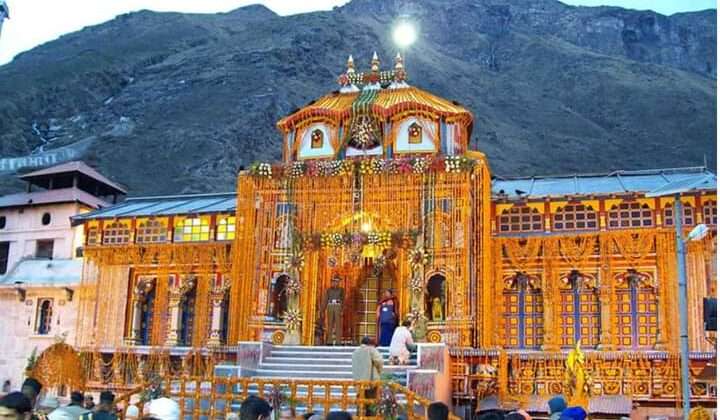 घोषणा:- इस दिन खुलेंगे बद्रीनाथ धाम के कपाट