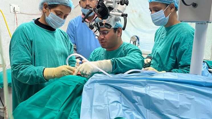 अल्मोड़ा जिला अस्पताल में कान का जटिल ऑपरेशन सफल, पढ़ें पूरी खबर