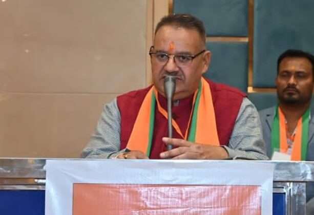 Uttarakhand- कैबिनेट मंत्री गणेश जोशी के बयान पर उत्तराखंड में मचा घमासान