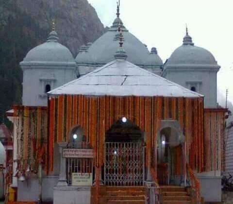 चैत्र नवरात्रि के पहले दिन तय हुई गंगोत्री धाम के कपाट खुलने की तिथि, घर बैठे ऐसे देखें धार्मिक अनुष्ठान