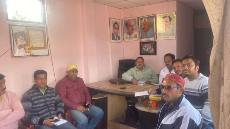 अल्मोड़ा: – भाजपा आयोजित करेगी सभी विधानसभाओं में प्रशिक्षण कार्यक्रम, सांसद कार्यालय में आयोजित हुई बैठक