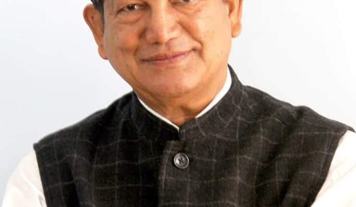 धामी सरकार के इस फैसले पर पूर्व मुख्यमंत्री ने उठाए सवाल…