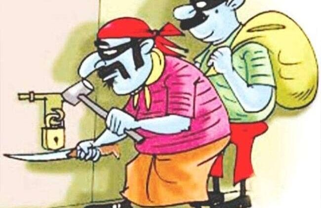 Almora -: एटीएम में तोड़फोड़ के मामले के बाद अब चोरों ने बैंक में डाला डाका