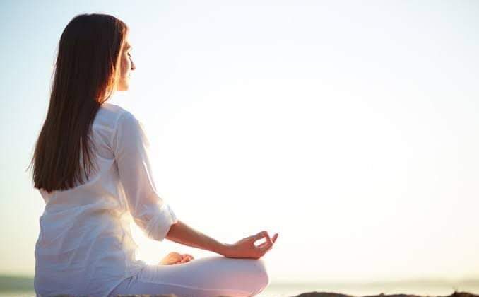 Uttarakhand -: अब कार्यालयों में कुर्सी पर बैठे-बैठे किया जाएगा योग, जारी हुए निर्देश