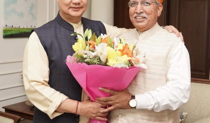 केंद्रीय कैबिनेट में बड़ा बदलाव – कानून मंत्री पद से हटाए गए रिजिजू, इन्हें मिली कमान