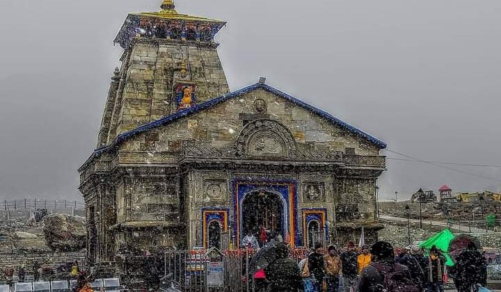 उत्तराखंड- केदारनाथ धाम में शिवलिंग अभिषेक के लिए मंगाई गई गाये…… काफी भव्यता से किया गया गायों का स्वागत