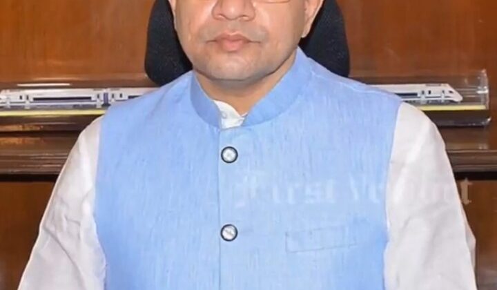 ओडिशा हादसे को लेकर रेल मंत्री अश्विनी वैष्णव ने बुलाई उच्चस्तरीय बैठक