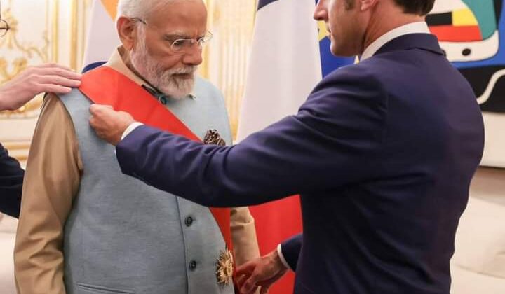 फ्रांस के सर्वोच्च सम्मान से सम्मानित होने वाले प्रथम भारतीय प्रधानमंत्री बने पीएम नरेंद्र मोदी
