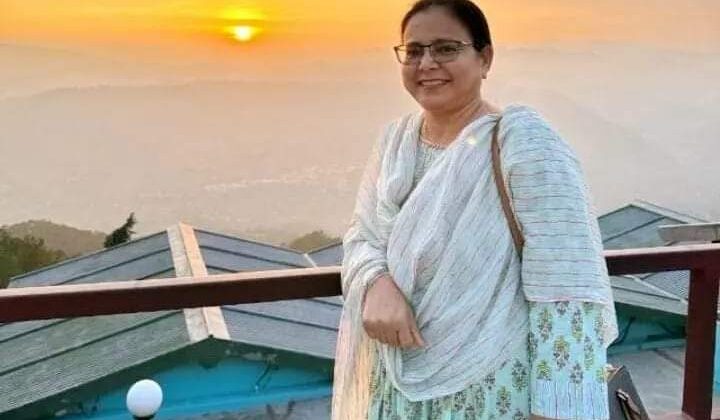 हल्द्वानी- स्कर्ट पहनने पर मिले ताने, प्रैक्टिस के दौरान सुनी समाज की बातें… आज बनी प्रदेश की पहली महिला सहायक निदेशक रशिका सिद्दीकी
