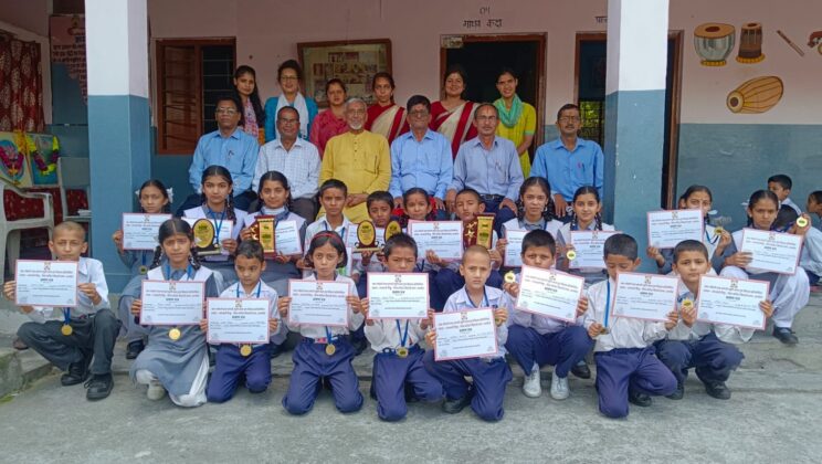 सरस्वती शिशु विद्या मंदिर शिवाजी नगर अल्मोड़ा में पर्यावरण संरक्षण हेतु आयोजित की गई प्रतियोगिताएं