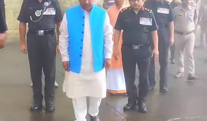 उत्तराखंड:- स्वास्थ्य मंत्री डॉ. धन सिंह रावत ने भराड़ीसैण में किया ध्वजारोहण………. कही यह बातें