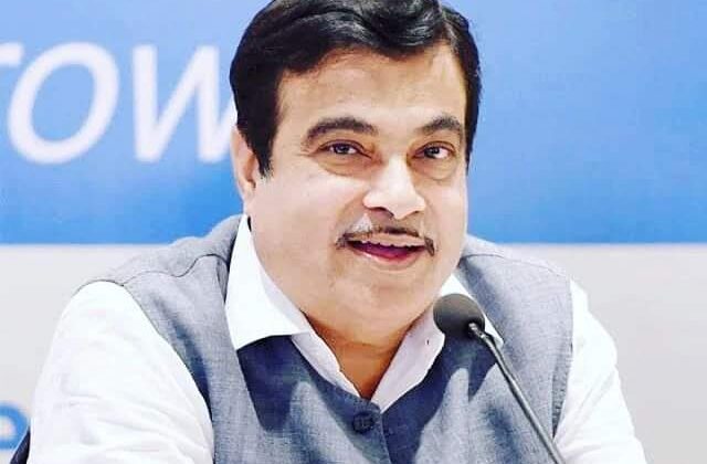 एक अक्टूबर से कारों में लगेंगे 6 ईयरबैक?, जानिए क्या बोले केंद्रीय मंत्री गडकरी