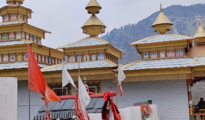 मान्यता -: उत्तराखंड का एक ऐसा मंदिर जहां एक रात बिताने से होती है मनोकामना पूर्ण