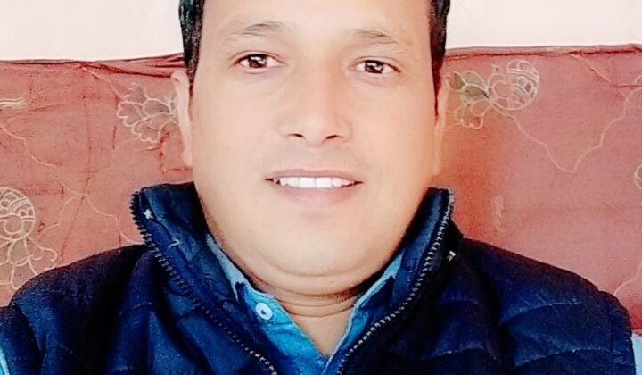 Uttarakhand- आदर्श शिक्षक पुरस्कार से सम्मानित हुए भरत गिरी गोसाई