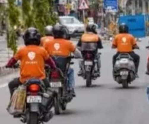 सावधान -: फूड डिलीवरी के लिए बाइक तेज दौड़ाने पर कंपनियों पर होगी कार्रवाई, जाने कारण