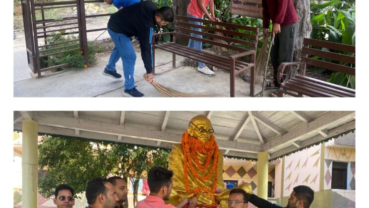 अल्मोड़ा :- महात्मा गांधी एवं शास्त्री जयंती पर भाजयुमों का स्वच्छता अभियान, दी श्रद्धांजलि