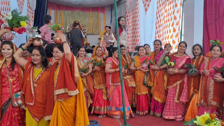 अल्मोड़ा -: कलश यात्रा के साथ शुरू हुआ दुर्गा महोत्सव, आयोजित होगी विभिन्न प्रतियोगिताएं