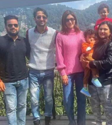 नैनीताल में बॉलीवुड फ़िल्म ‘दो पत्ती’ की शूटिंग, काजोल और कृति सेनन को भायी सरोवर नगरी