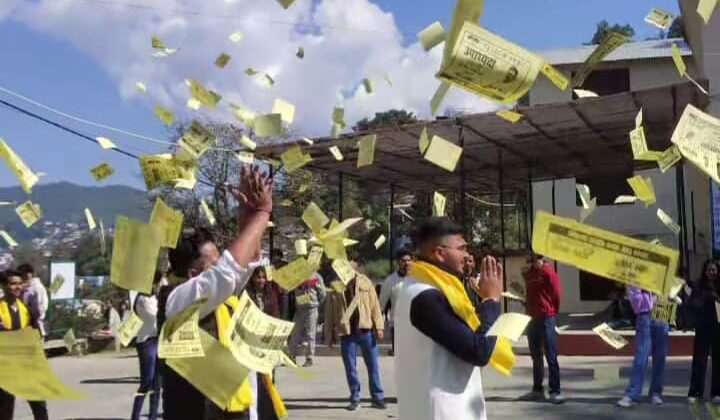 Almora -: मंथन के बाद एनएसयूआई ने छात्रसंघ चुनाव के लिए घोषित किए प्रत्याशी, पढ़े पूरी खबर