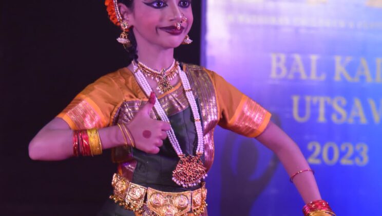 गौरवान्वित -: बाल कला उत्सव 2023 में भरतनाट्यम नृत्य में प्रथम स्थान पर रही स्वस्तिका जोशी