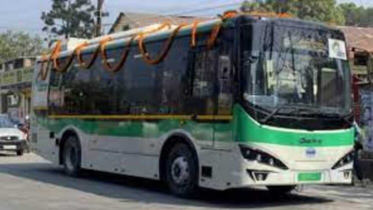 देहरादून :- अब डीजल बसें होंगी बाहर, सिर्फ इन बसों की रहेगी एंट्री, CS ने दिए ये बड़े निर्देश…