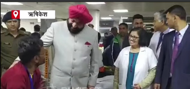 एम्स में भर्ती मजदूरों का हाल-चाल जानने पहुंचे राज्यपाल, कहीं यह बात……