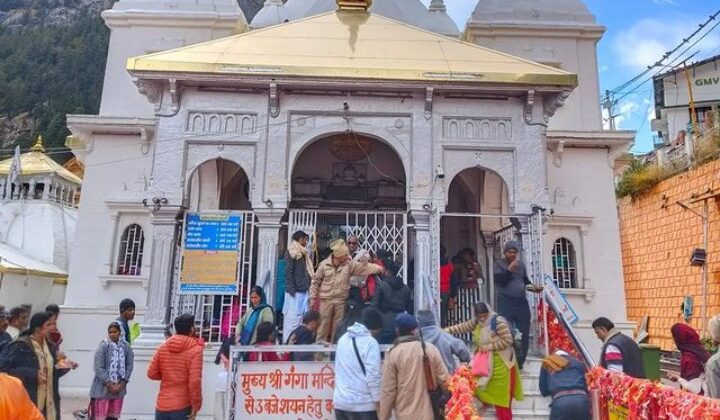 Uttarakhand-सालों बाद टूटे सारे रिकॉर्ड…… गंगोत्री धाम में पहली बार पहुंचे इतने लाख श्रद्धालु
