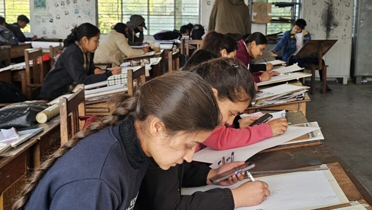 अल्मोड़ा:- सोबन सिंह जीना विश्वविद्यालय में दो दिवसीय राष्ट्रीय चित्र निर्माण कार्यशाला का शुभारंभ