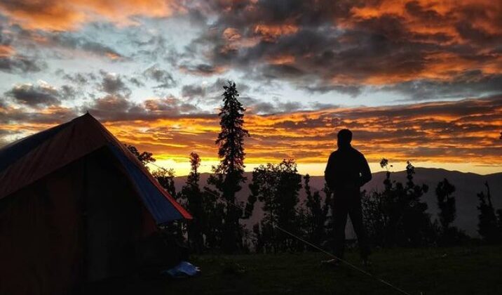 Uttarakhand- बर्फ से सजे पहाड़….. पर्यटकों को आकर्षित कर रहा है केदारकांठा