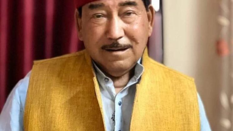 अल्मोड़ा:- बीजेपी चंपावत के जिला अध्यक्ष निर्मल सिंह मेहरा के पिताजी हयात सिंह मेहरा के देहांत पर भाजपा कार्यकर्ताओं ने व्यक्त किया शोक