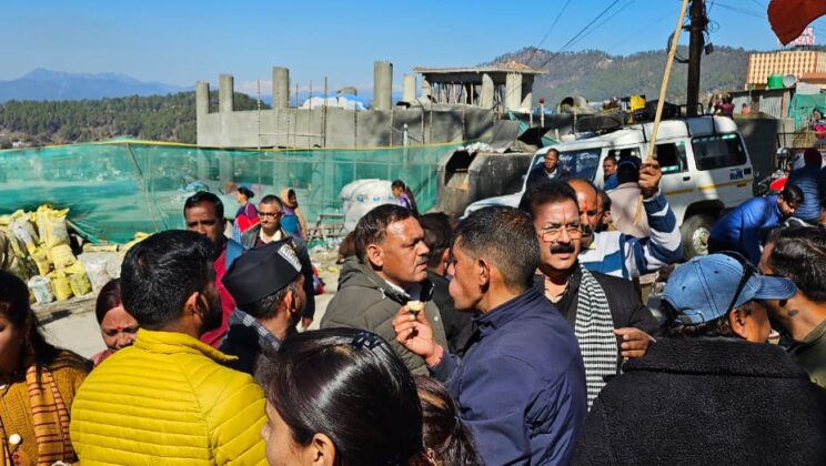 अल्मोड़ा:- बीजेपी के कार्यकर्ताओं ने ‘ मातृ शक्ति आजीविका’ महोत्सव को लेकर की तैयारी बैठक…… यूसीसी पास होने के बाद मिष्ठान वितरण कर दी बधाई