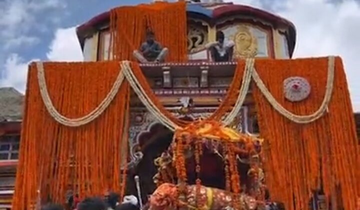 Uttarakhand:- बद्रीनाथ धाम में पुलिस सत्यापन के बाद ही तपस्या कर पाएंगे साधु….. पढ़े पूरी खबर