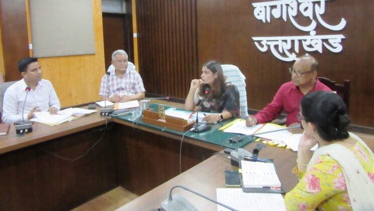 बागेश्वर:- डीएम अनुराधा पॉल ने दी हरेला पर्व की थीम- ” पर्यावरण की रखवाली,घर-घर हरियाली”